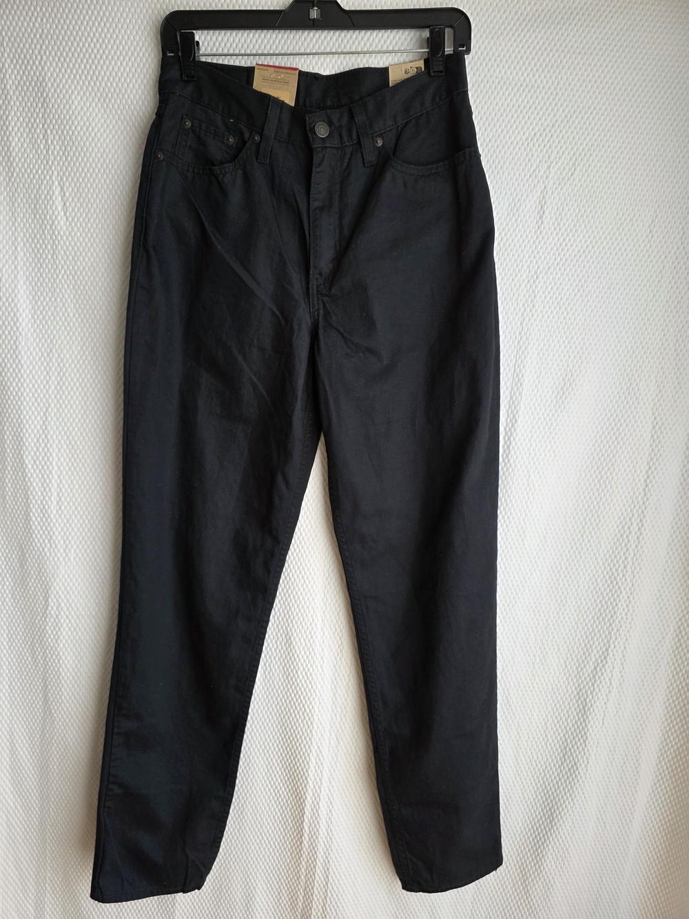 Levi's High-Waisted Mom Jeans Black W28 L30 NWT A3506-1821